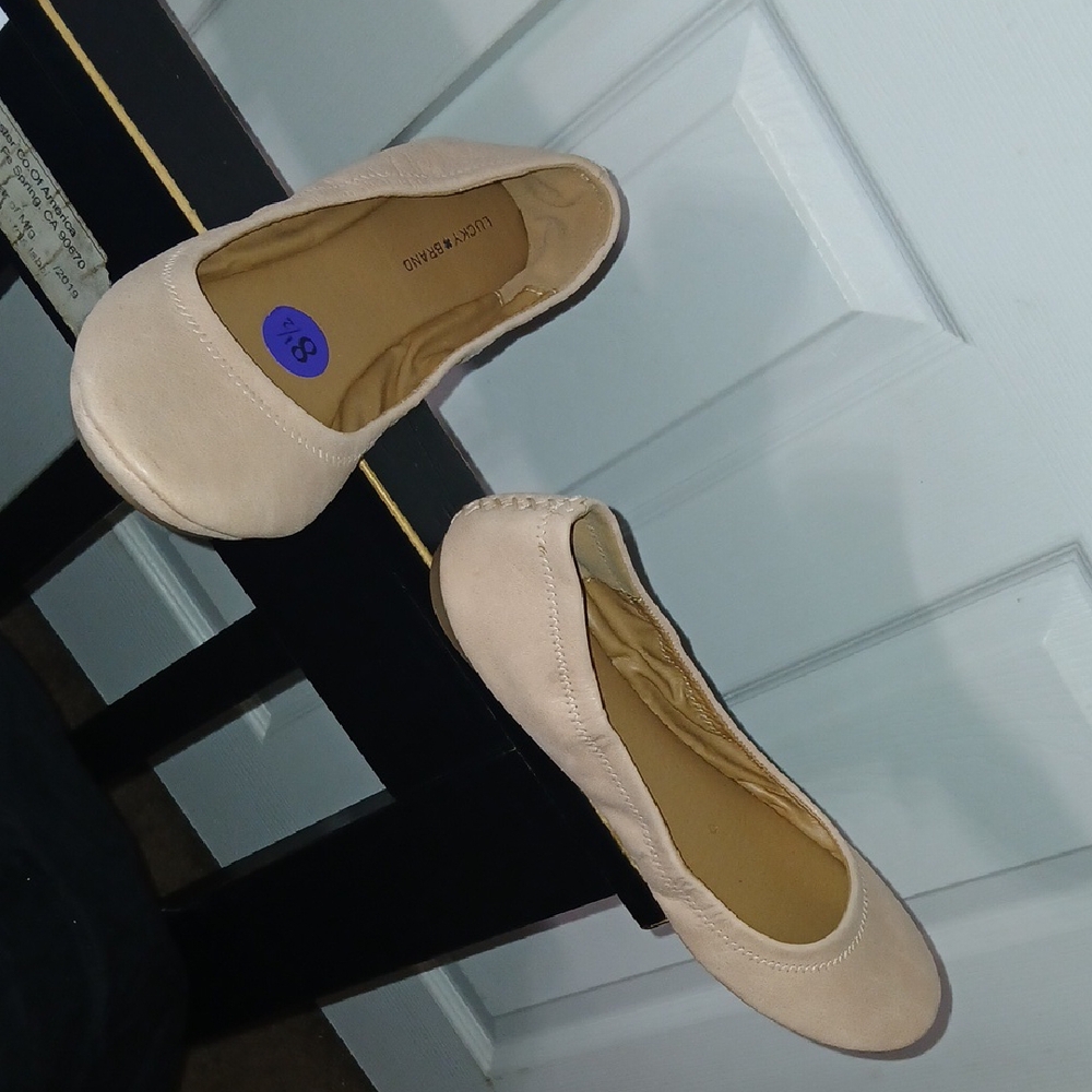 Women's Cream Ballet Flats